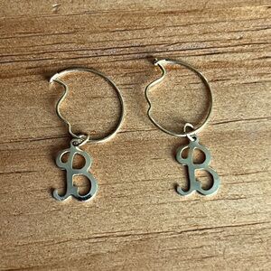 Gold tone wire B letter monogram earrings